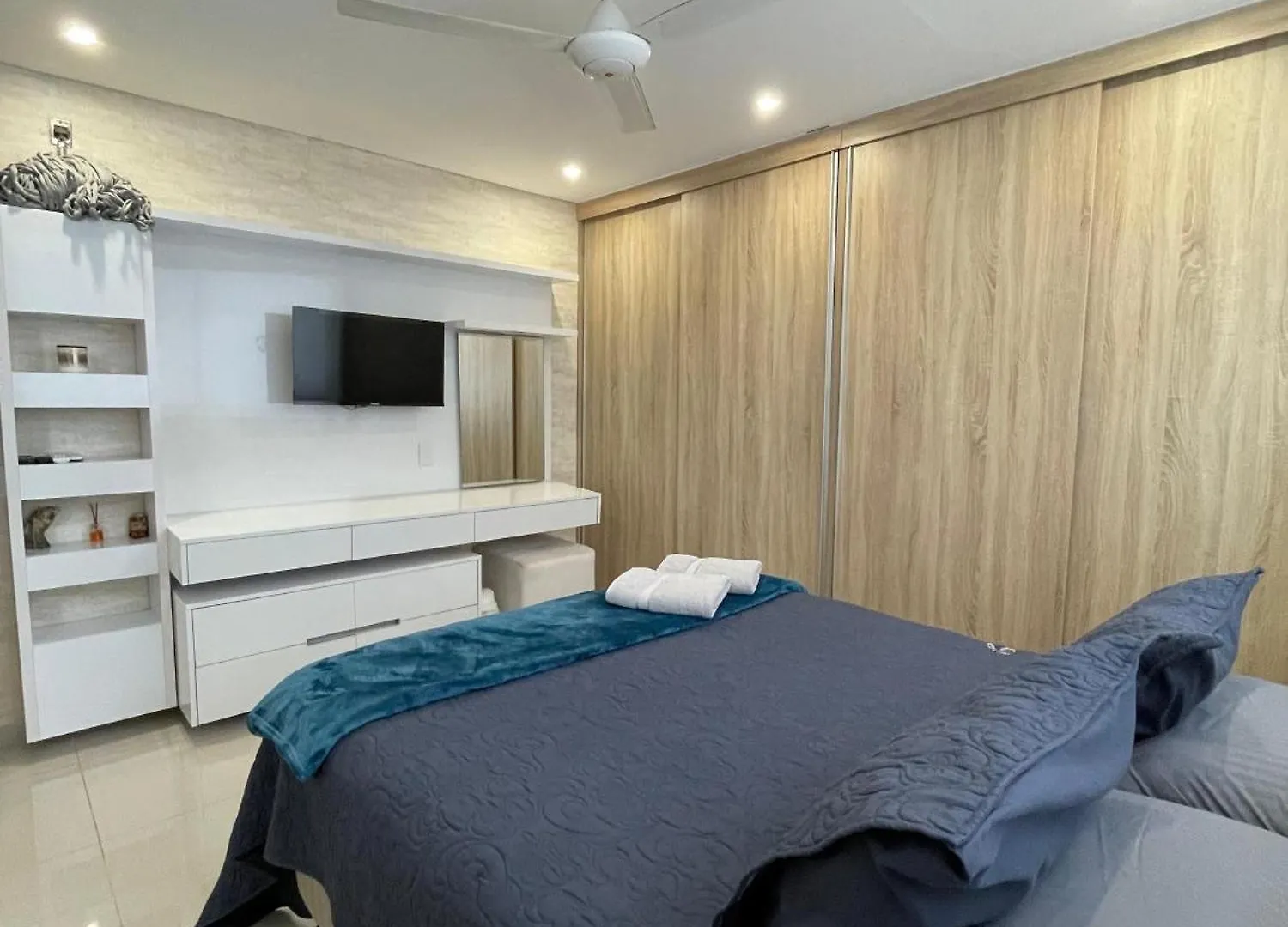 Cartagena Seaview Elegance Apartment